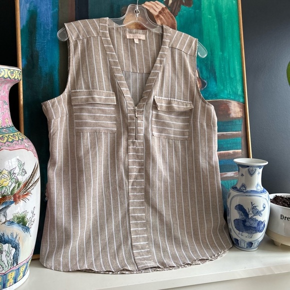 Tan Sleeveless Pullover Zip Down Blouse L - Picture 1 of 15